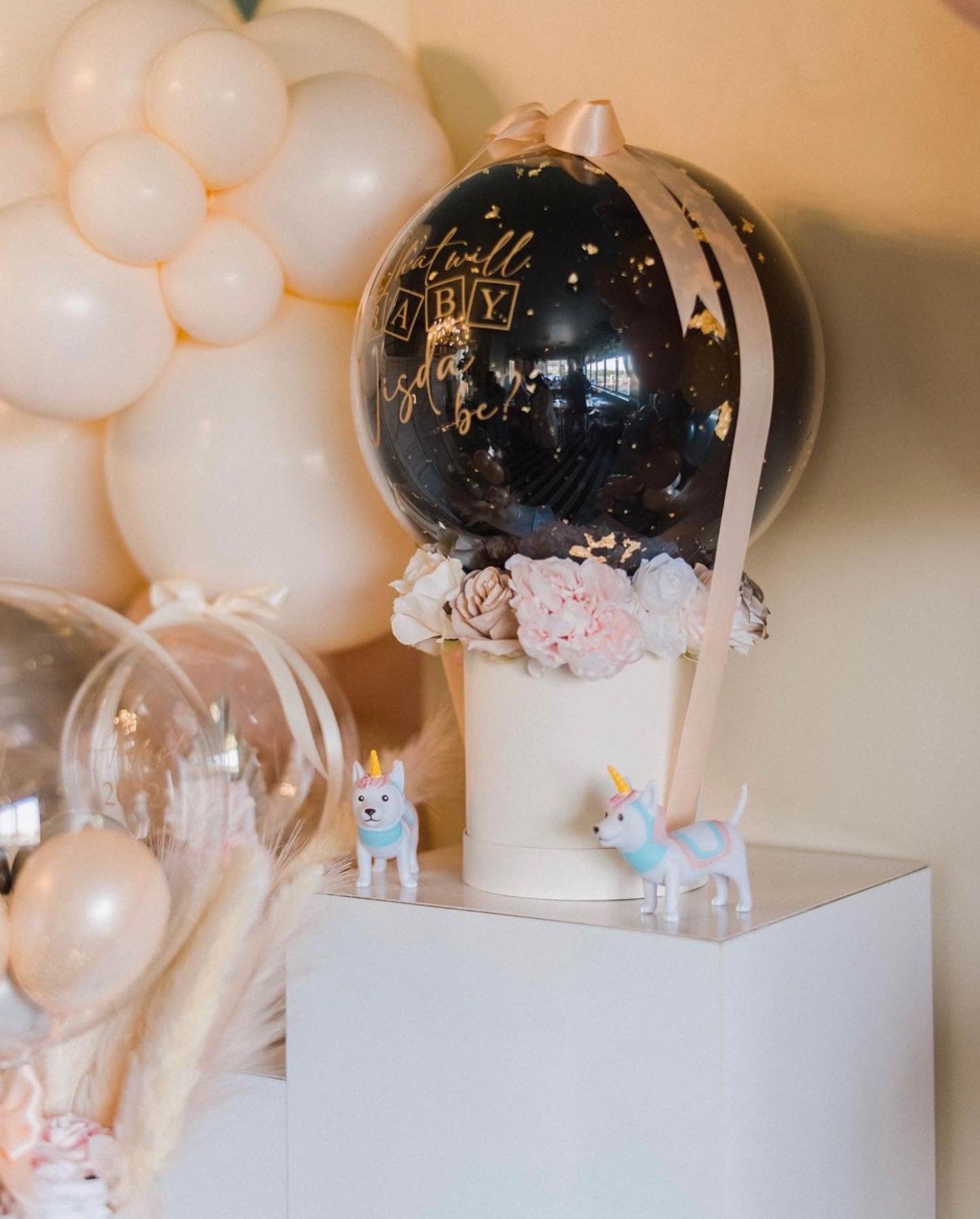 DELUXE No Mess Gender Reveal Balloon (XLarge)