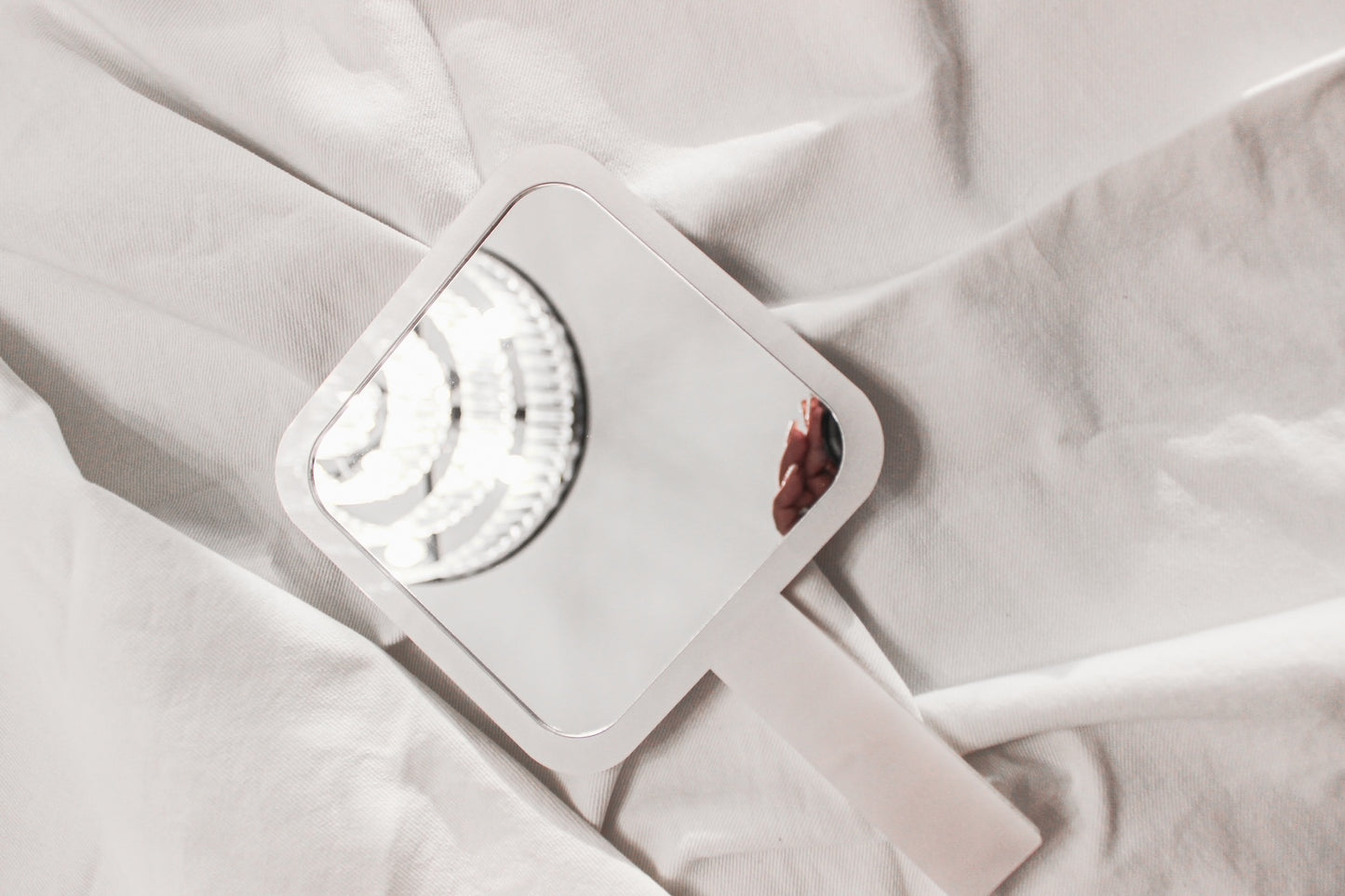 10" Pearl White Mirror (3D Logo)